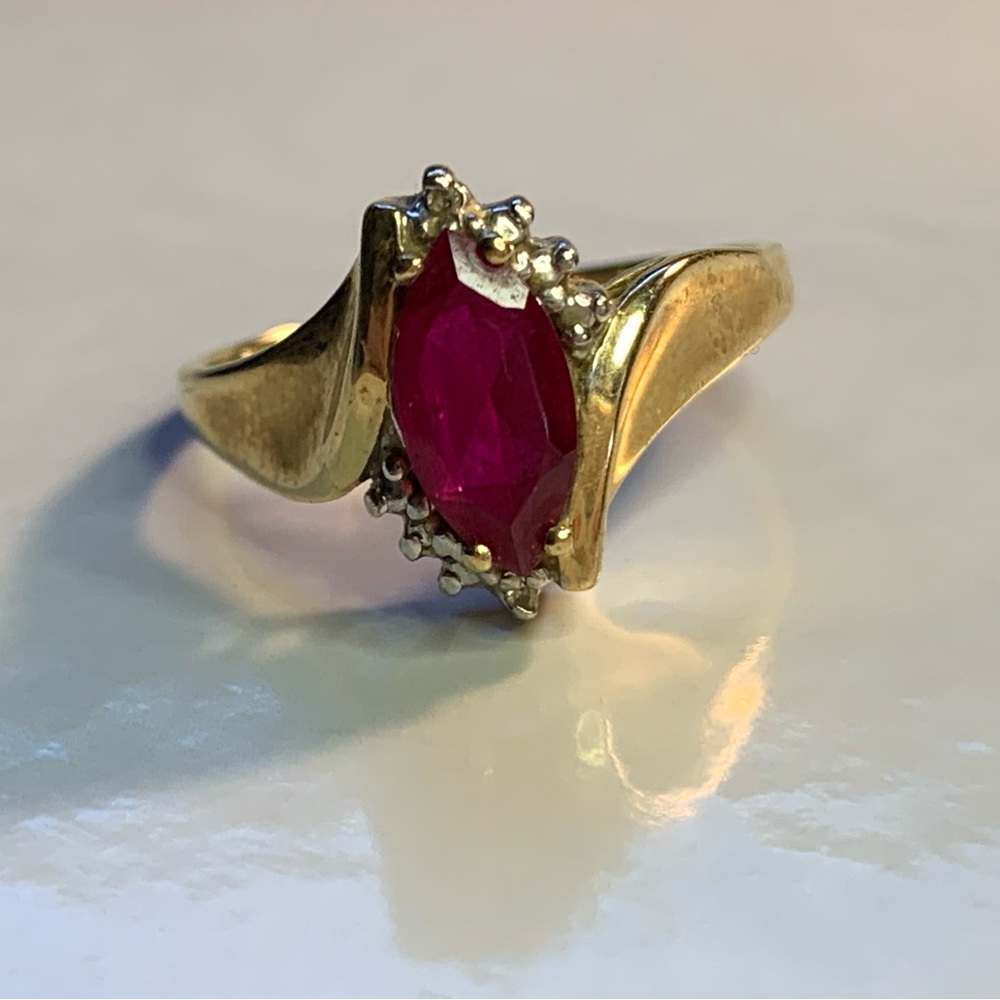 10kt Gold Ring with Marquise Cut Sapphire & Topaz Stones. Stunning ring!